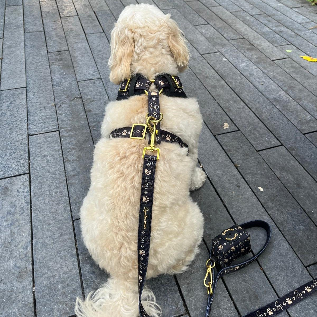 Signature BLACK  Poo Bag Holder